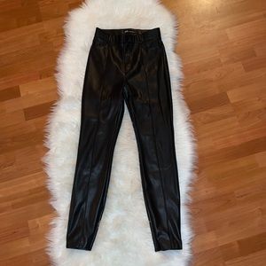 🎀 Zara Faux Fur Straight Leg Pant 🎀